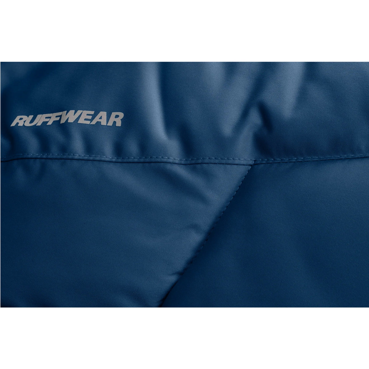 Ruffwear Quinzee - מעיל חורף מבודד לכלבים עם חום יוצא דופן